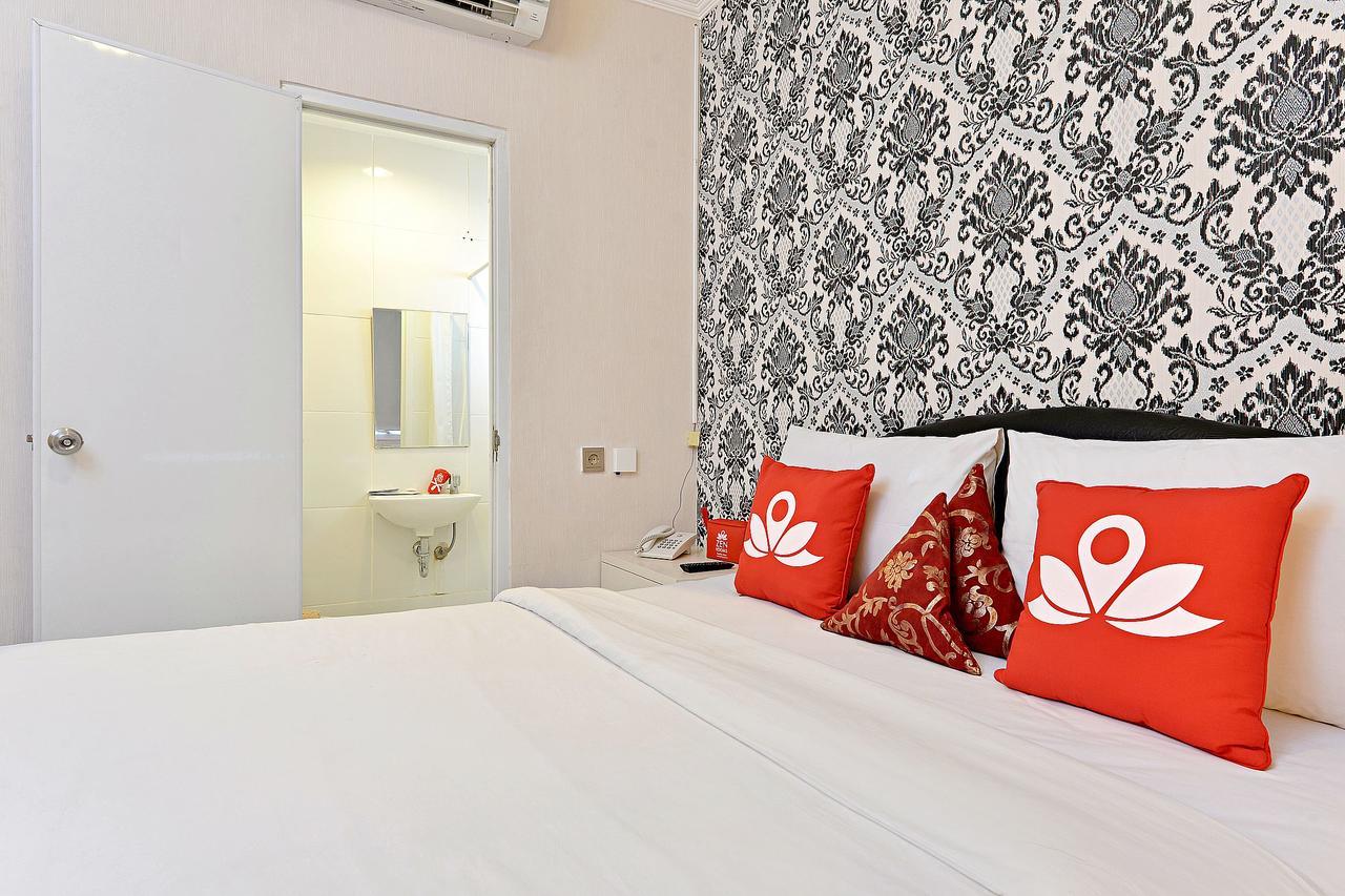 Zen Rooms Basic Tangerang Aeropolis Exteriör bild