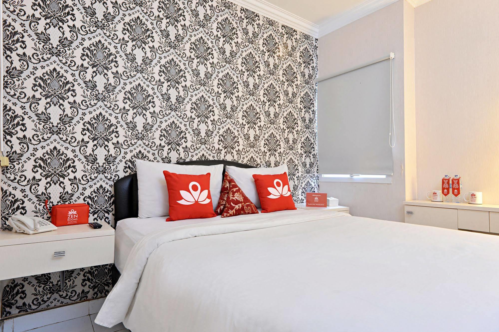 Zen Rooms Basic Tangerang Aeropolis Exteriör bild